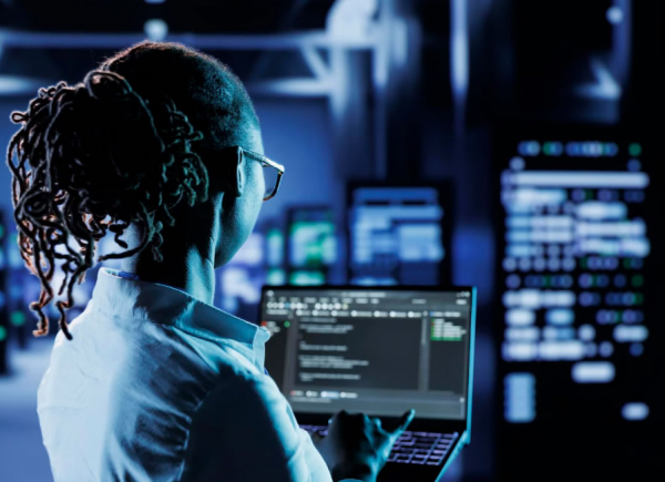 Conformidade e Segurança: Protegendo e Modernizando sua Infraestrutura de TI