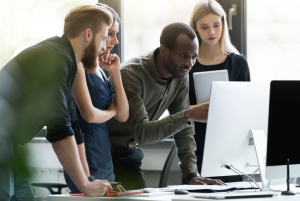 Consultoria de TI: o que é, por que sua empresa precisa e como a Infoway TI pode ajudar